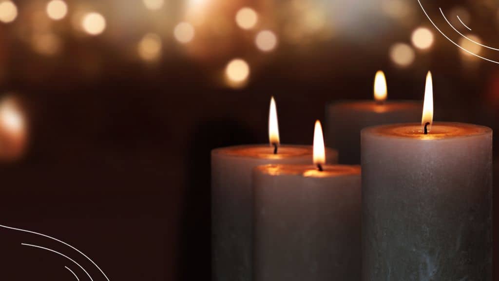 Advent Bible Reading Plan - (2) 4 lit advent candles
