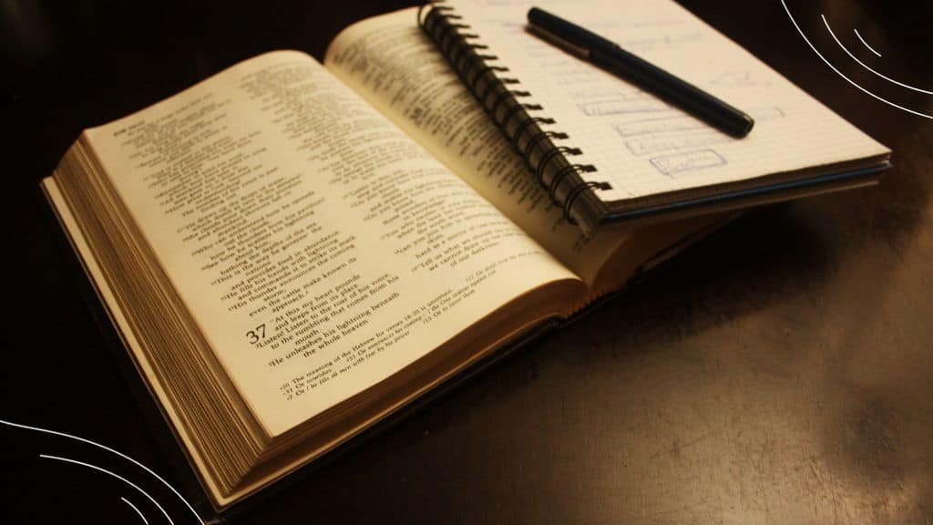365 prayer prompts - (1) bible and journal